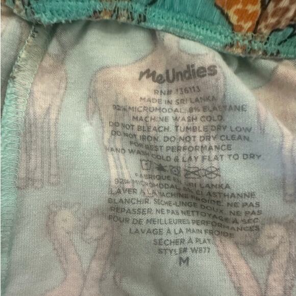 MeUndies Women’s Pajama Set Giraffe Print Button Up Top & Shorts Size M - Picture 6 of 7